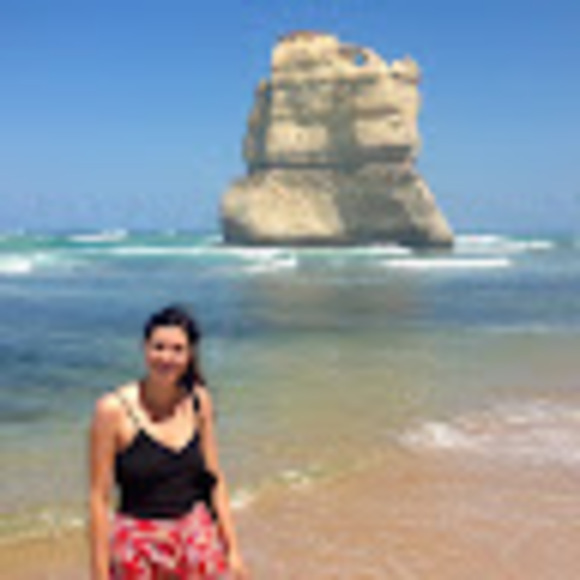 Meet your Posher, Allison - Picture 1 of 1